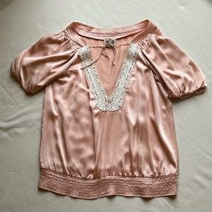 Little Joe Woman by Gail Elliot, peach silk blouse. Size S.